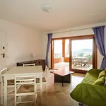 Seaview Apartment